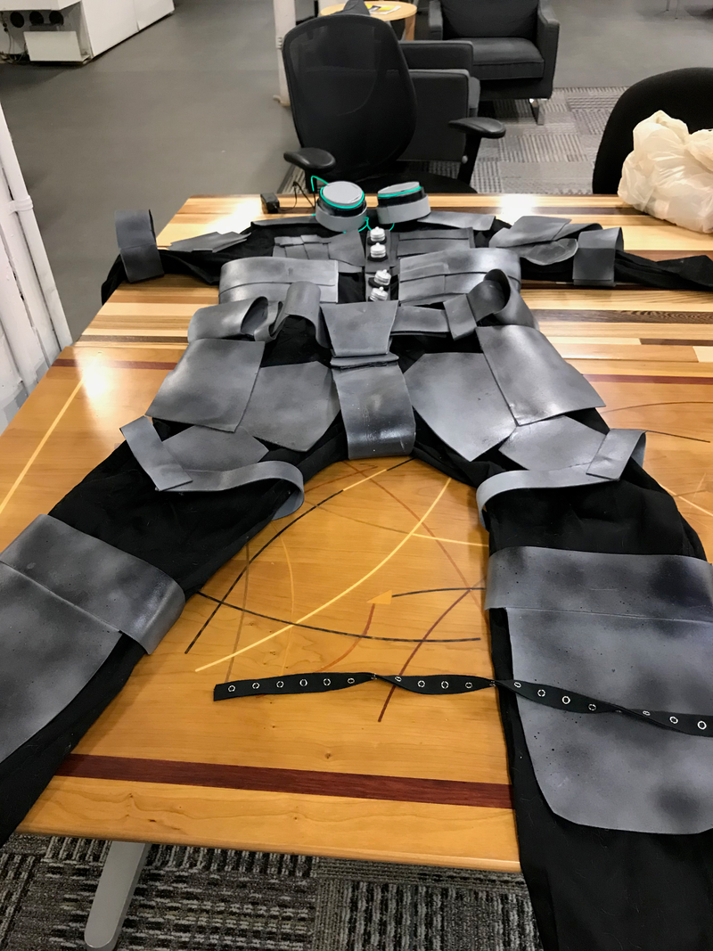 Illustration for article titled CospLAZY: So You Wanna Be a Robot? (K1-b0 Build Log and Tutorial)
